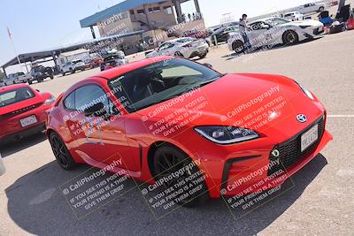 media/Oct-18-2025-Speed Ventures (Sat) [[8b3b7cf525]]/Around the Pits/